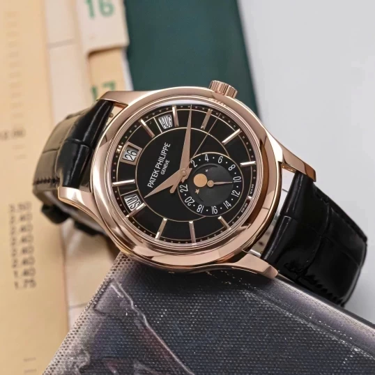 Patek Philippe Complications Annual Calender 5205R-010 Black Dial (Fullbox 2016)