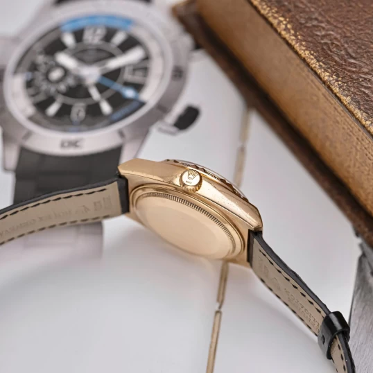 Rolex Oysterquartz Day-Date 19018 Yellow Gold Champagne Dial Diamond Bezel