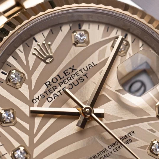 Rolex Oyster Perpetual Datejust 36mm Ref. 126233  Champagne Palm Motif Dial