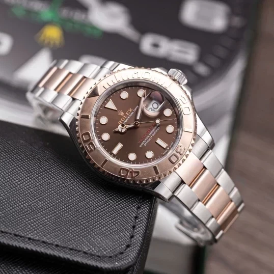 Rolex Oyster Perpetual Yacht-Master 40 Ref. 126621 Chocolate Dial