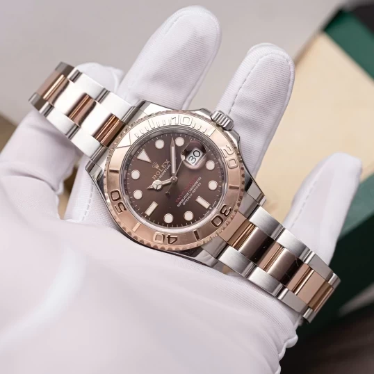 Rolex Oyster Perpetual Yacht-Master 40 Ref. 126621 Chocolate Dial