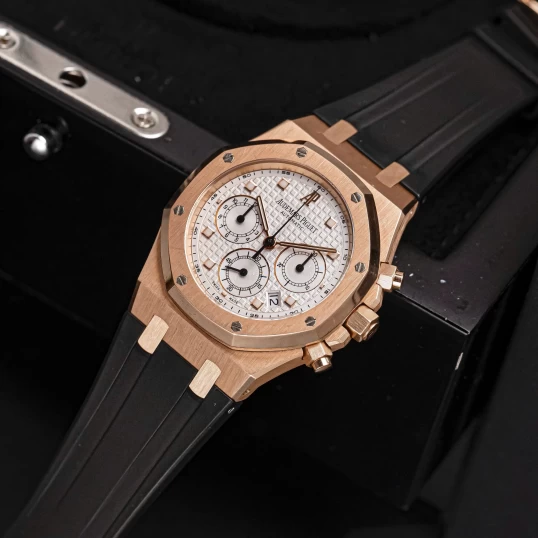 Audemars Piguet Royal Oak Chronograph 39mm 26022OR.OO.D088CR.01
