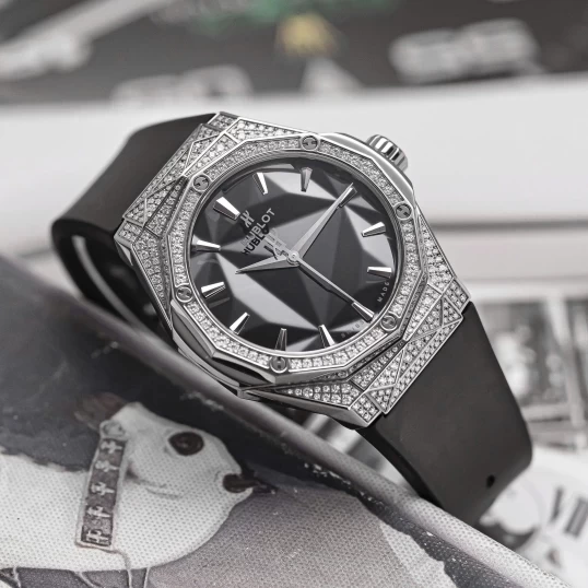 Hublot Classic Fusion Orlinski Titanium Pavé 40mm – Ref. 550.NS.1800.RX.1604.ORL19