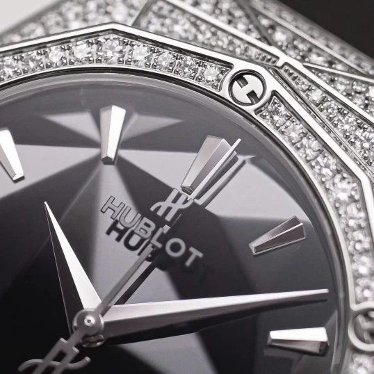 Hublot Classic Fusion Orlinski Titanium Pavé 40mm – Ref. 550.NS.1800.RX.1604.ORL19
