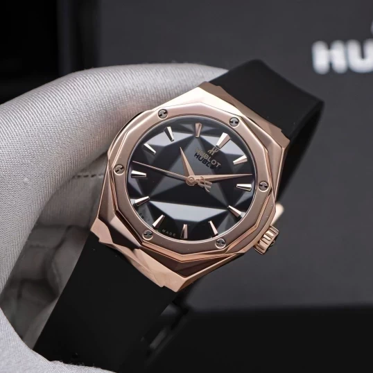 Hublot Classic Fusion Orlinski King Gold Pavé 40mm – Ref. 550.OS.1800.RX.ORL19