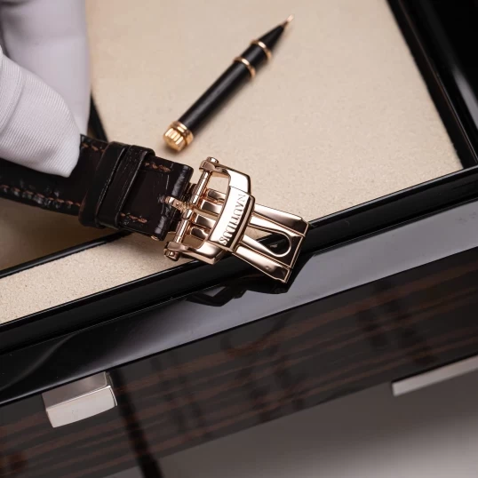 Patek Philippe Nautilus Moonphase Power Reserve 5712R-001 – 40mm Rose Gold