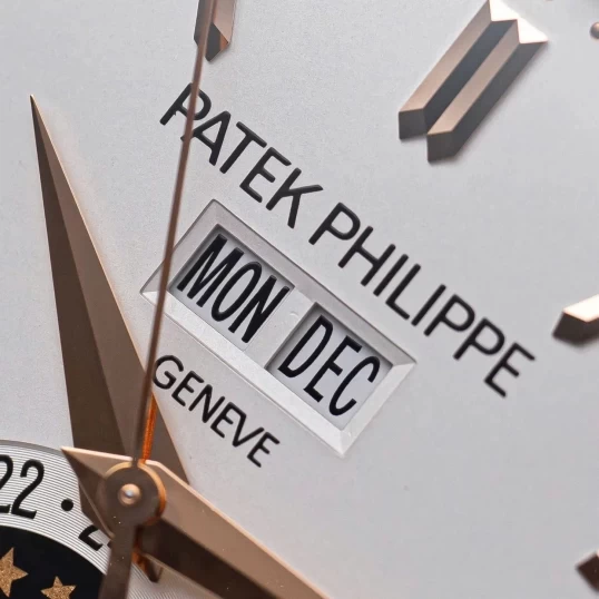 Patek Philippe Complications Annual Calendar Moon Phases 5396R-011 – 18K Rose Gold, White Dial