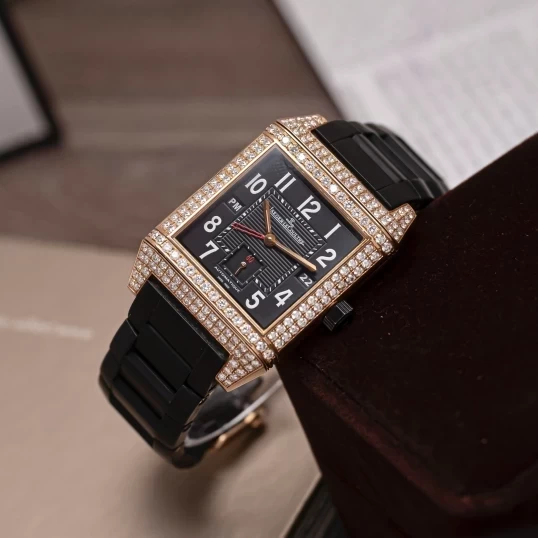 Jaeger-LeCoultre Reverso Squadra Hometime 18k Rose Gold Q7002671 Custom Diamonds