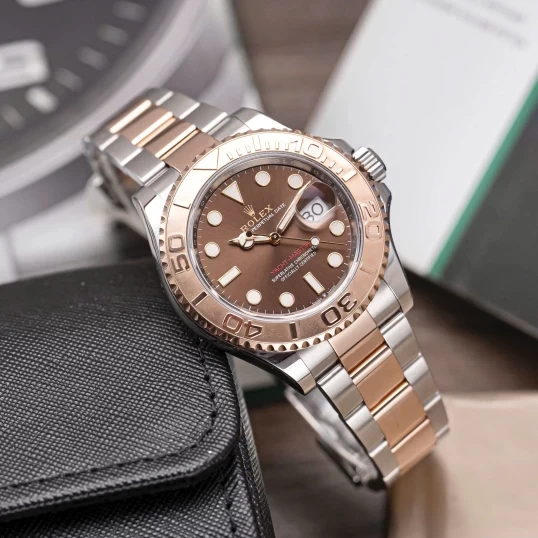 Rolex Oyster Perpetual Yacht-Master 40mm 126621 Chocolate Dial