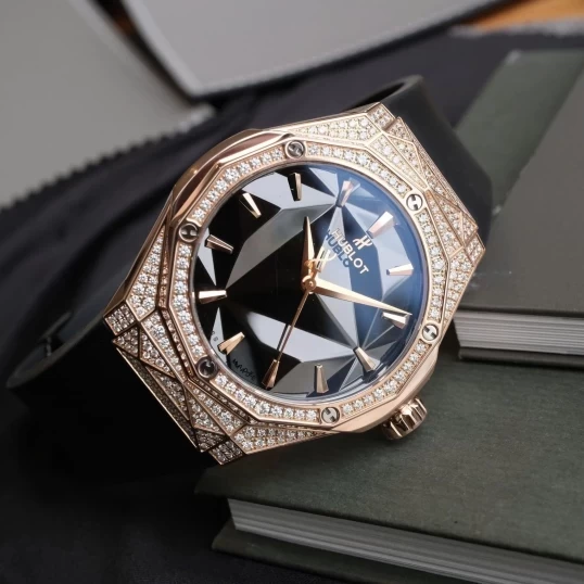 Hublot Classic Fusion Orlinski King Gold Pavé 40mm 550.OS.1800.RX.1604.ORL19