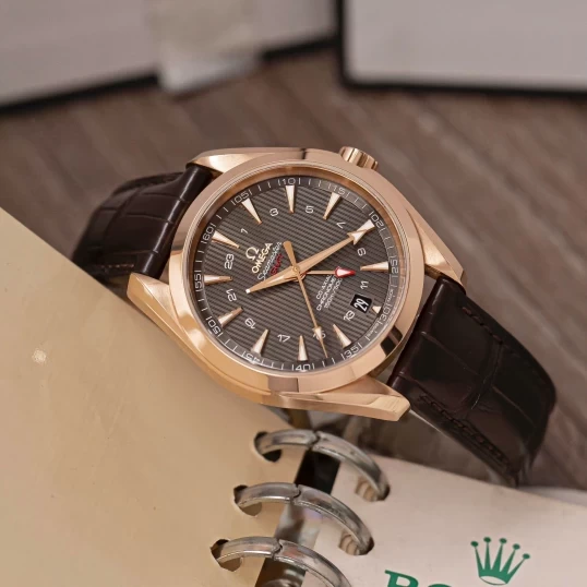Omega Seamaster Aqua Terra 150M Co-Axial GMT 43mm Red Gold