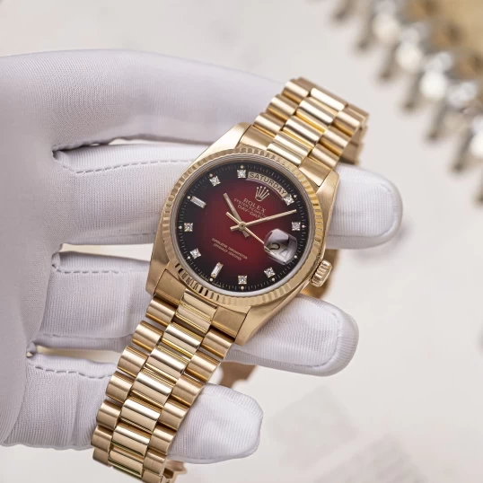 Rolex Oyster Perpetual Day-Date 36mm Ref. 18038 – Ombre Red Dial