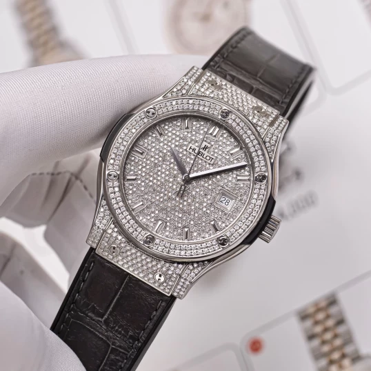 Hublot Classic Fusion Titanium 42mm Ref. 542.NX.2611.LR Custom Full Diamonds Pave