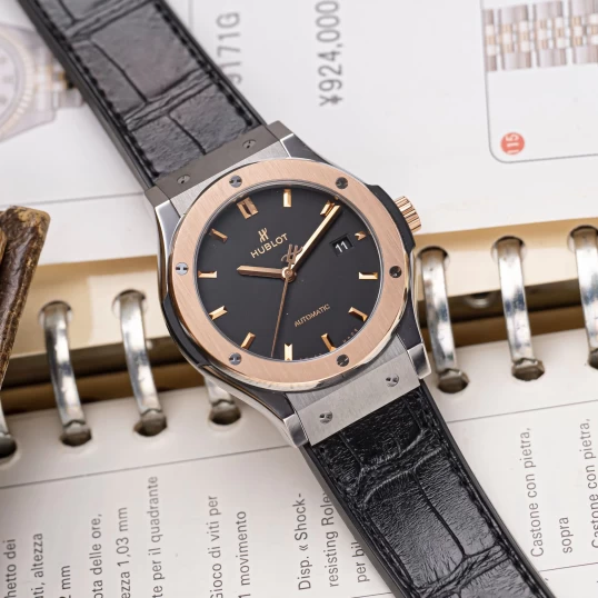 Hublot Classic Fusion Titanium Mix Gold 42mm Ref. 542.NO.1181.LR