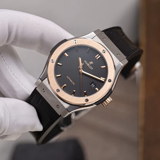 Hublot Classic Fusion Titanium Mix Gold 42mm Ref. 542.NO.1181.LR