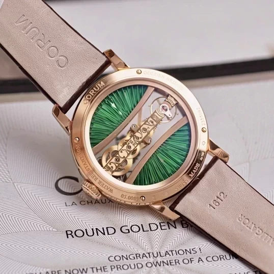 Corum Golden Bridge Round 39mm – Ref. 39 B113/03168 – 113.000.85/0F90 DV91R