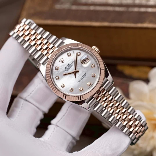 Rolex Oyster Perpetual Datejust 41mm 126331 MOP Dial