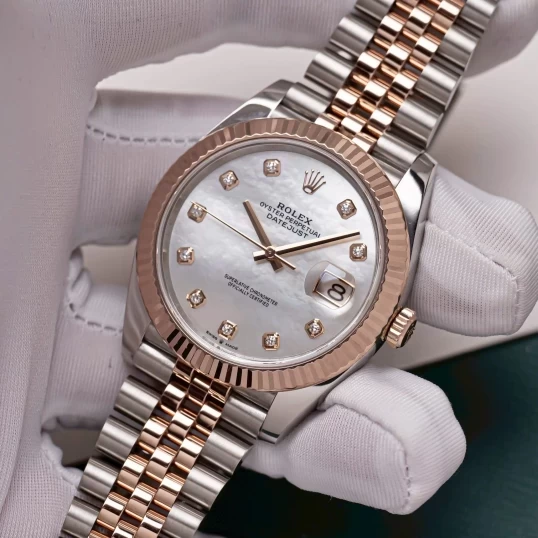 Rolex Oyster Perpetual Datejust 41mm 126331 MOP Dial