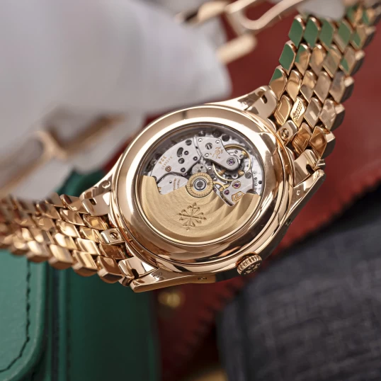Patek Philippe Complications Annual Calendar Moonphase 5396/1R-010 – White Dial
