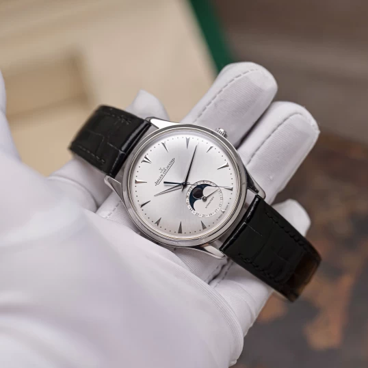 Jaeger-LeCoultre Master Ultra Thin Moon Stainless Steel 39mm – Ref. Q1368420