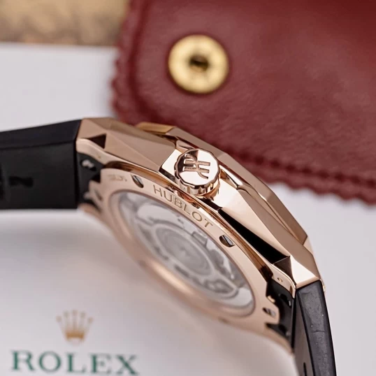 Hublot Classic Fusion Orlinski King Gold Pavé 40mm Ref. 550.OS.1800.RX.1604.ORL19