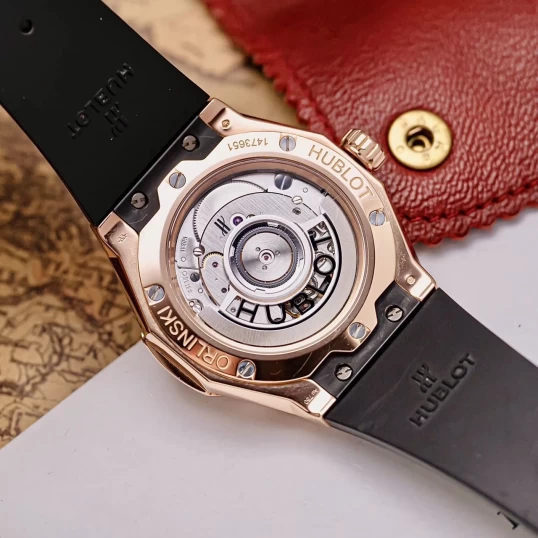 Hublot Classic Fusion Orlinski King Gold Pavé 40mm Ref. 550.OS.1800.RX.1604.ORL19