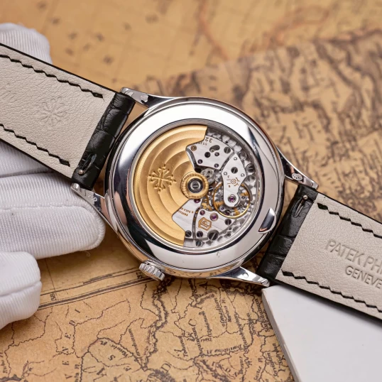 Patek Philippe Complications Annual Calendar Moonphase 5396G-011 – White Gold, 38.5mm