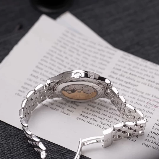 Patek Philippe Complications Annual Calendar 5396/1G-001 – 18K White Gold Bracelet