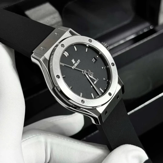 Hublot Classic Fusion 42mm Black Dial Ref. 542.NX.1171.RX New 2025