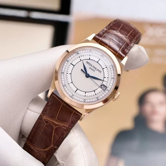 Patek Philippe Calatrava 5296R-001 Rose Gold – Sector Dial