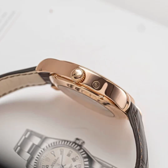 Jaeger-LeCoultre Master Geographic Rose Gold 39mm Ref. Q1502420 (147.2.57.S)