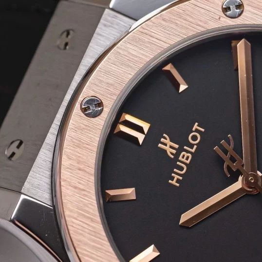 Hublot Classic Fusion Titanium Mix Gold 42mm Ref. 542.NO.1181.LR (Fullbox 2019)