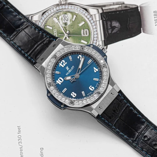 Hublot Big Bang Blue Dial Diamonds 38mm – Ref. 361.SX.7170.LR.1204