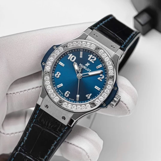 Hublot Big Bang Blue Dial Diamonds 38mm – Ref. 361.SX.7170.LR.1204