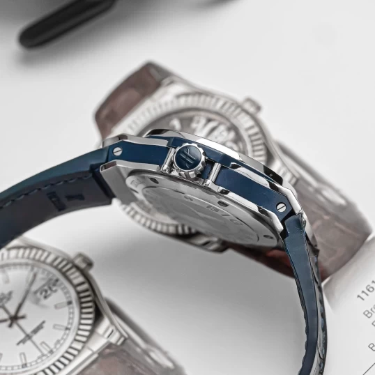 Hublot Big Bang Blue Dial Diamonds 38mm – Ref. 361.SX.7170.LR.1204