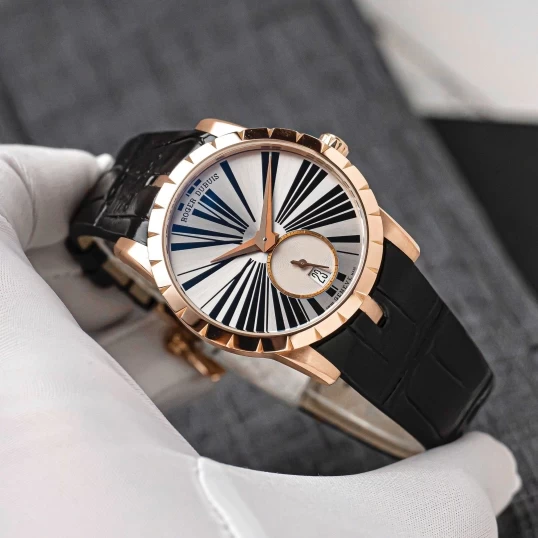 Roger Dubuis Excalibur 36mm Automatic in Rose Gold Silver Dial Ref.RDDBEX0587