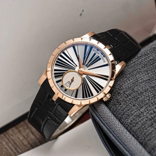 Roger Dubuis Excalibur 36mm Automatic in Rose Gold Silver Dial Ref.RDDBEX0587