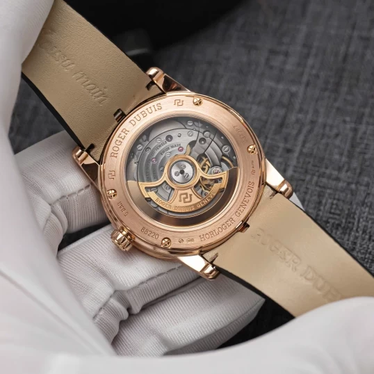 Roger Dubuis Excalibur 36mm Automatic in Rose Gold Silver Dial Ref.RDDBEX0587