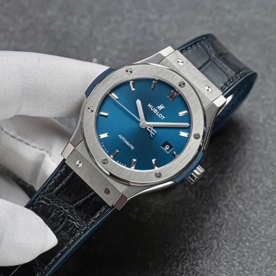 Hublot Classic Fusion Titanium Blue 42mm – Ref. 542.NX.7170.LR