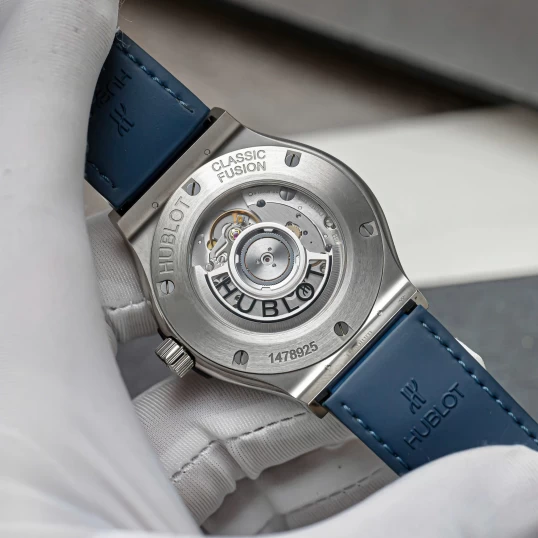 Hublot Classic Fusion Titanium Blue 42mm – Ref. 542.NX.7170.LR