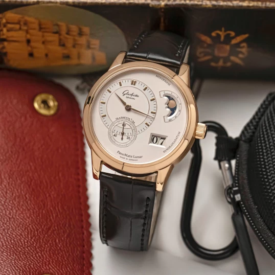 Glashutte Original PanoMatic Lunar Mondphase 90-02-01-01-04