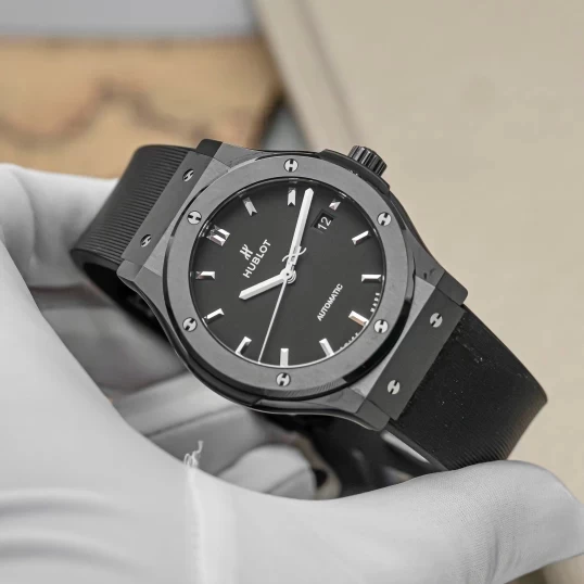 Hublot Classic Fusion Black Magic 42mm Ref. 542.CM.1171.RX