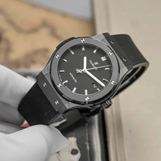 Hublot Classic Fusion Black Magic 42mm Ref. 542.CM.1171.RX