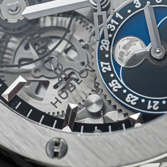 Hublot Classic Fusion Aerofusion Moonphase Titanium 45mm Ref. 517.NX.0170.LR