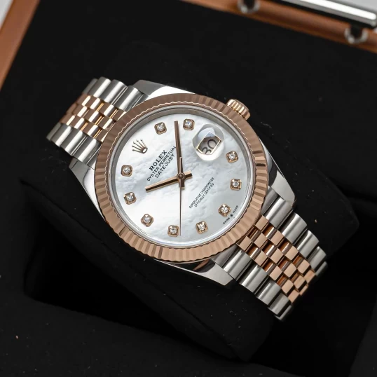 Rolex Oyster Perpetual Datejust 41mm 126331 MOP Dial (Fullbox 2022)