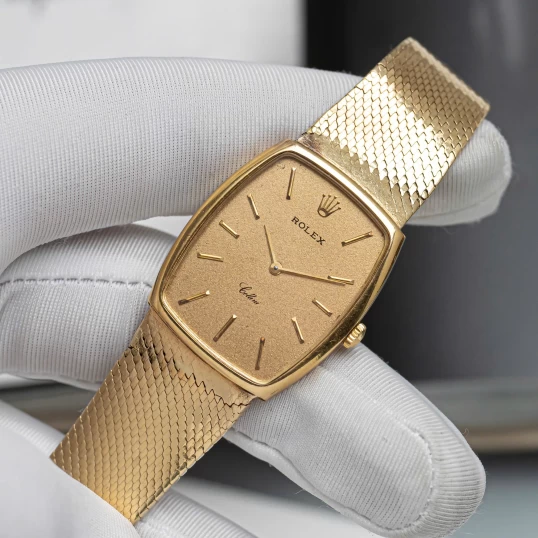 Rolex Cellini Tonneau Vàng khối