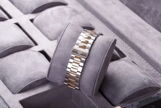 Patek Philippe Nautilus Chronograph 5980/1AR-001