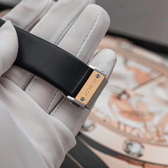 Hublot Classic Fusion Titanium King Gold 42mm Ref. 542.NO.1180.RX