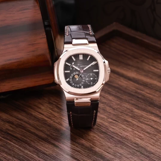 Patek Philippe Nautilus 5712R-001