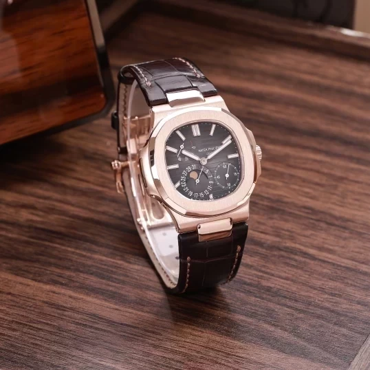 Patek Philippe Nautilus 5712R-001